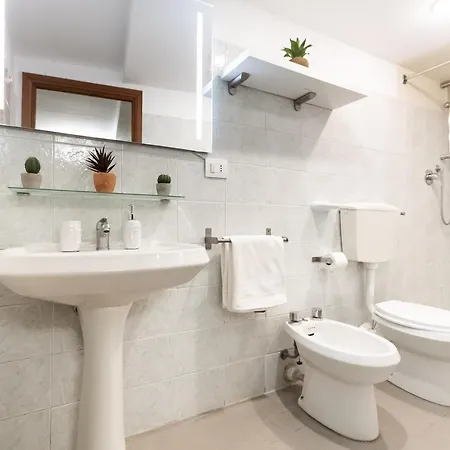 Apartamento Pieno Centro - 5 Min Acquario Génova